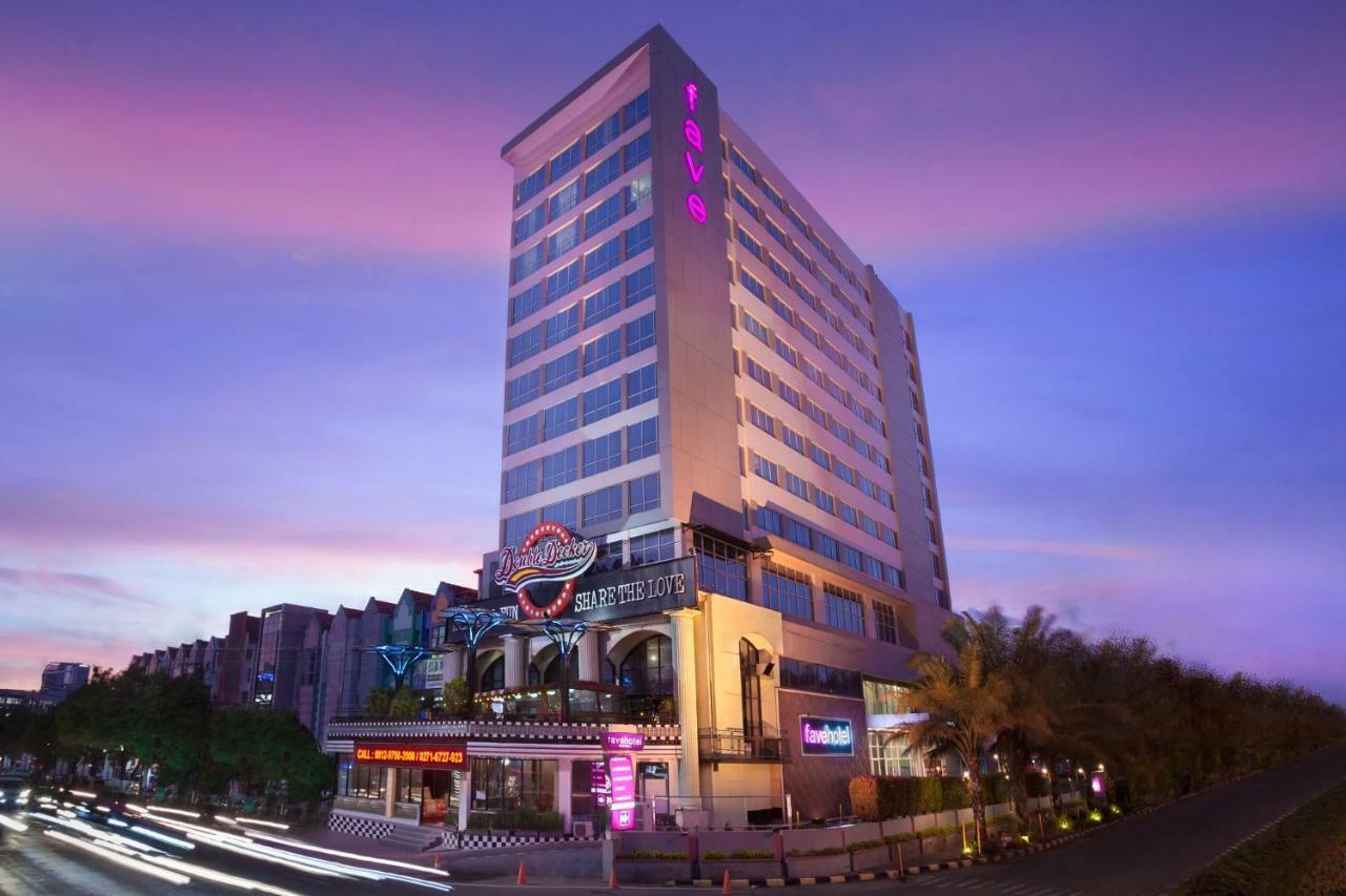Favehotel Solo Baru Exterior foto